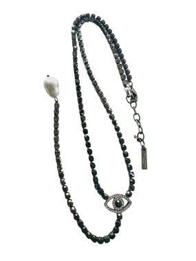 Evil Eye & Imitation Pearl Y-Necklace
Kurt Geiger London